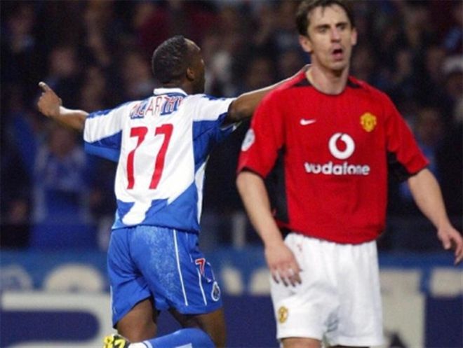 她自信和勇 她自信和勇